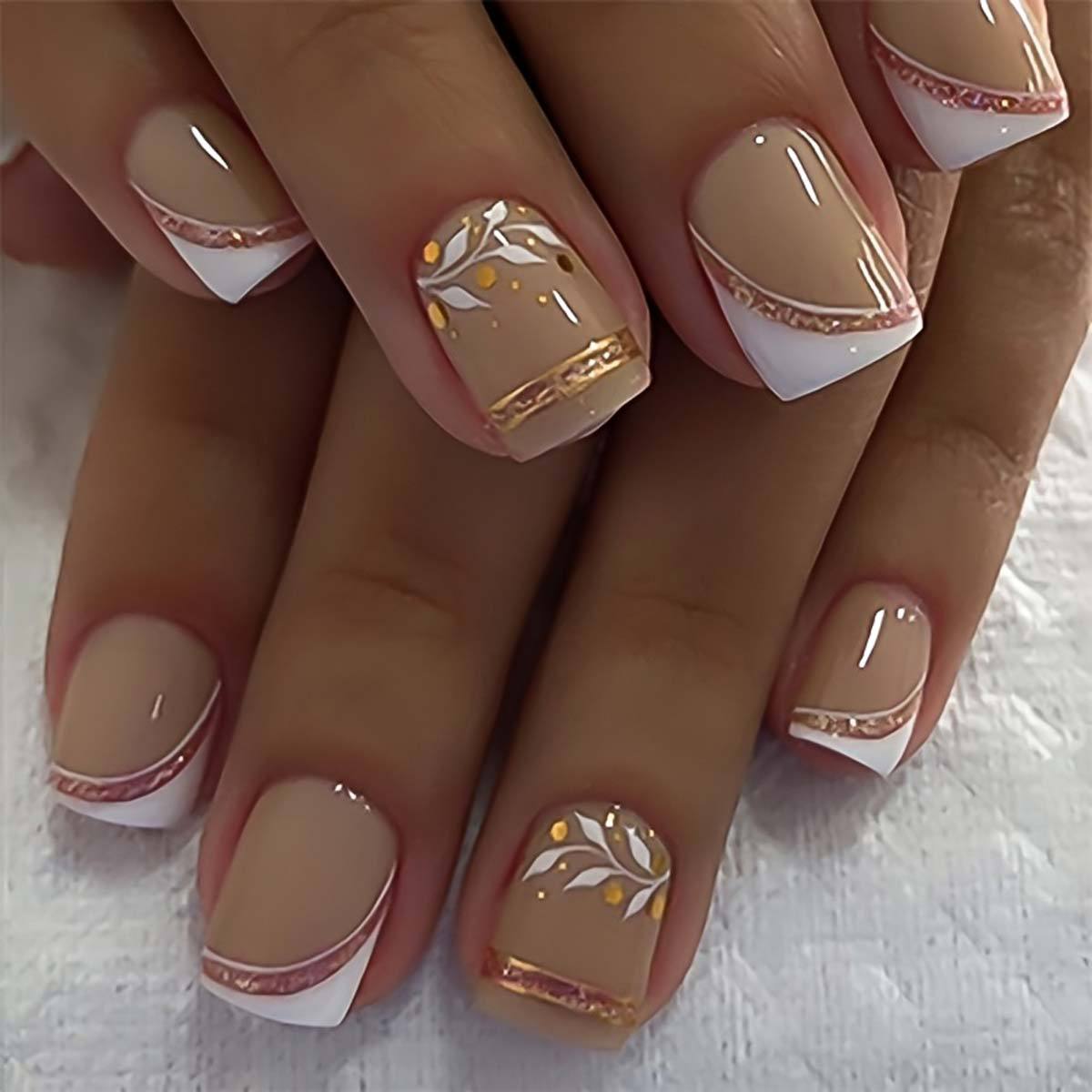 Nude Short Square Press On Nai - Nail Art Fake Nails recension och pris